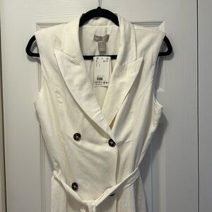 H&M White, button down linen dress 38 inches from top to bottom.